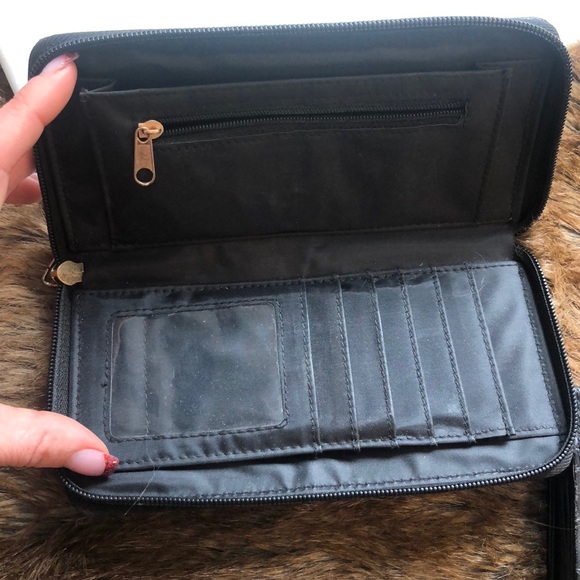 Two wallets and an envelope purse - Picture 6 of 8